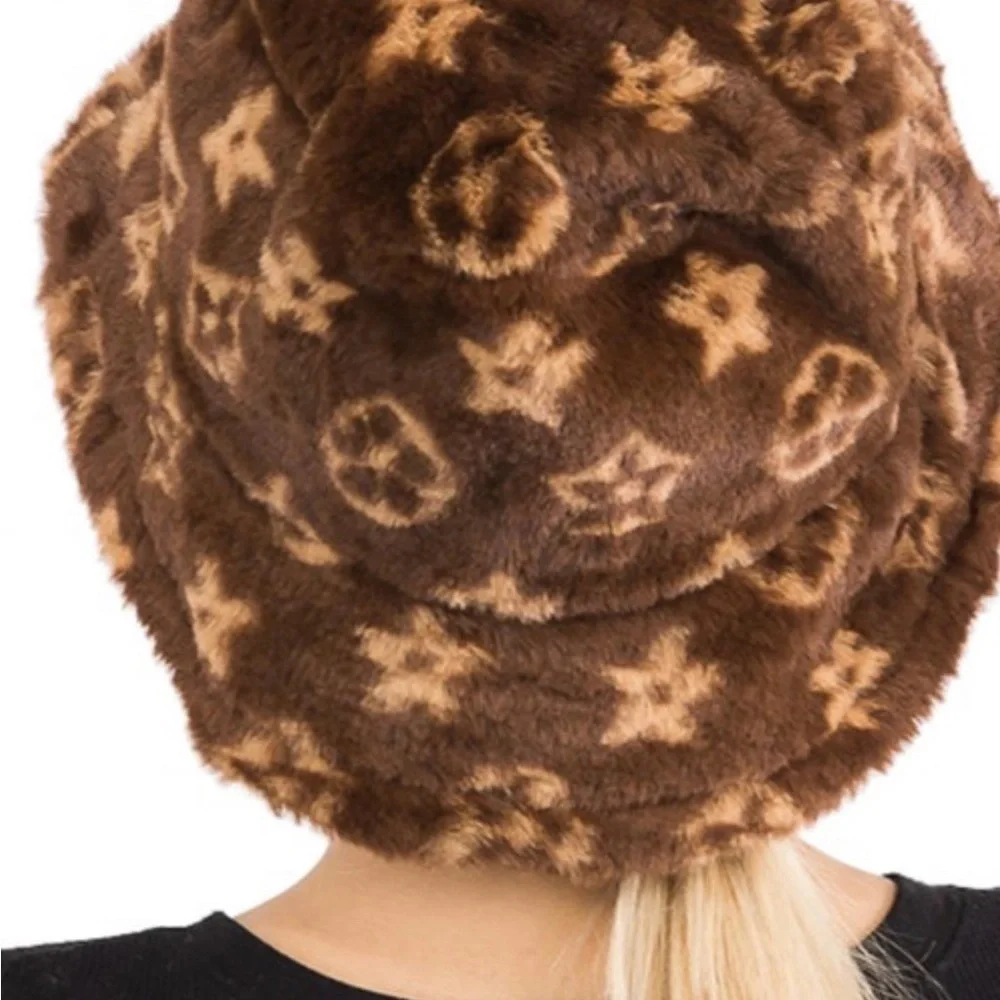 Cute Furry Bucket Hats…. - Picture 7 of 8